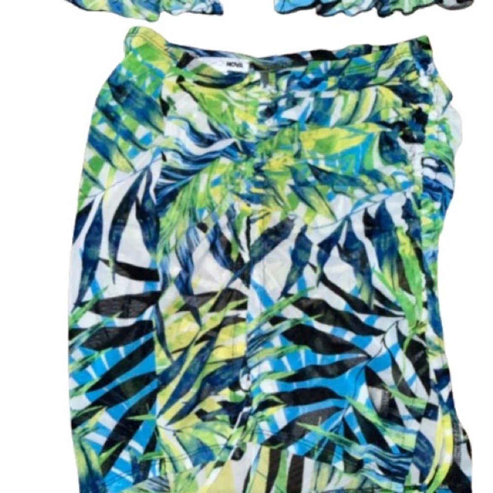 Fashion Nova Tropical Print Mini Skirt Set - Blue and Green - Picture 2 of 3